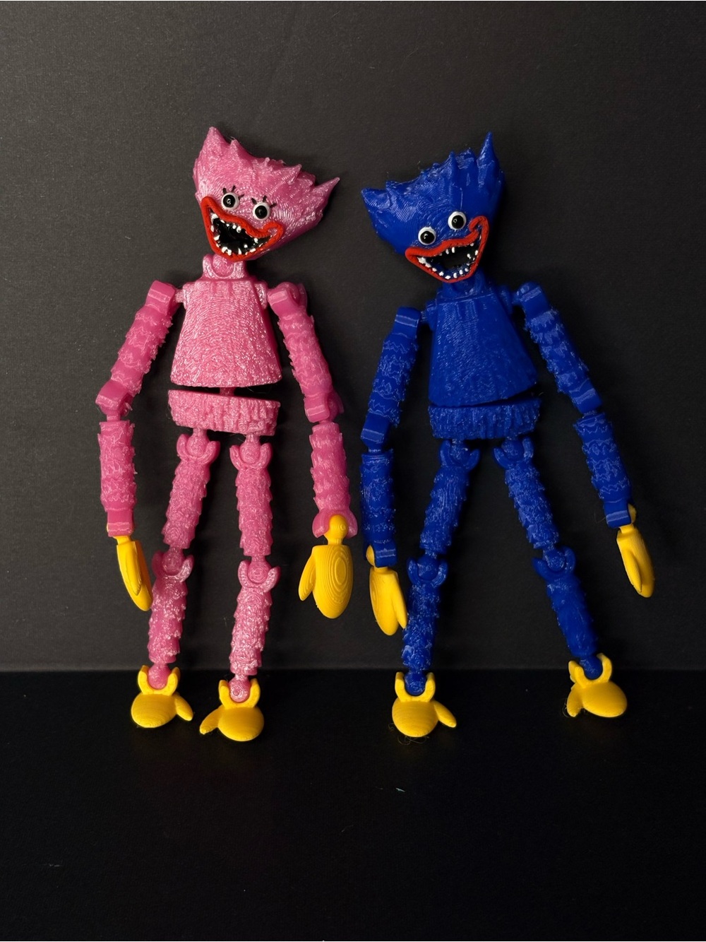 Huggy Wuggy and Kissy missy articulated figures